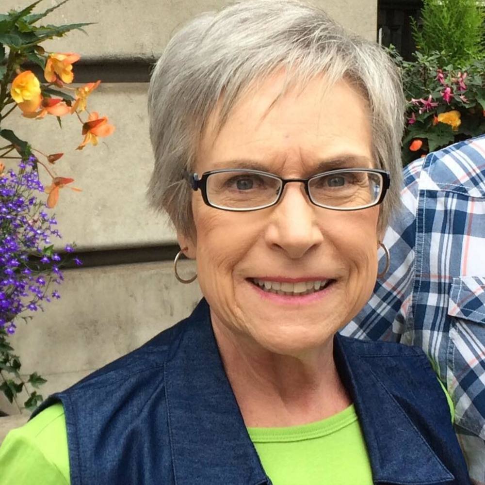 Meet your Posher, Kay